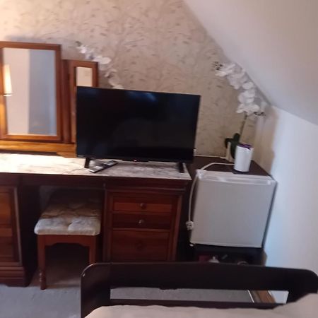 Annaswood B&B Cahir Eksteriør bilde
