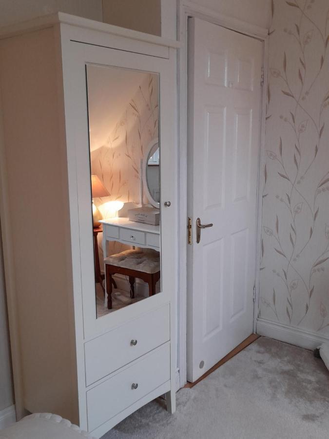 Annaswood B&B Cahir Eksteriør bilde