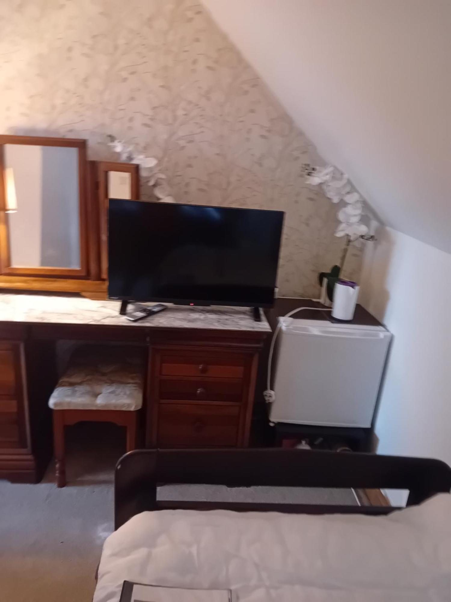 Annaswood B&B Cahir Eksteriør bilde