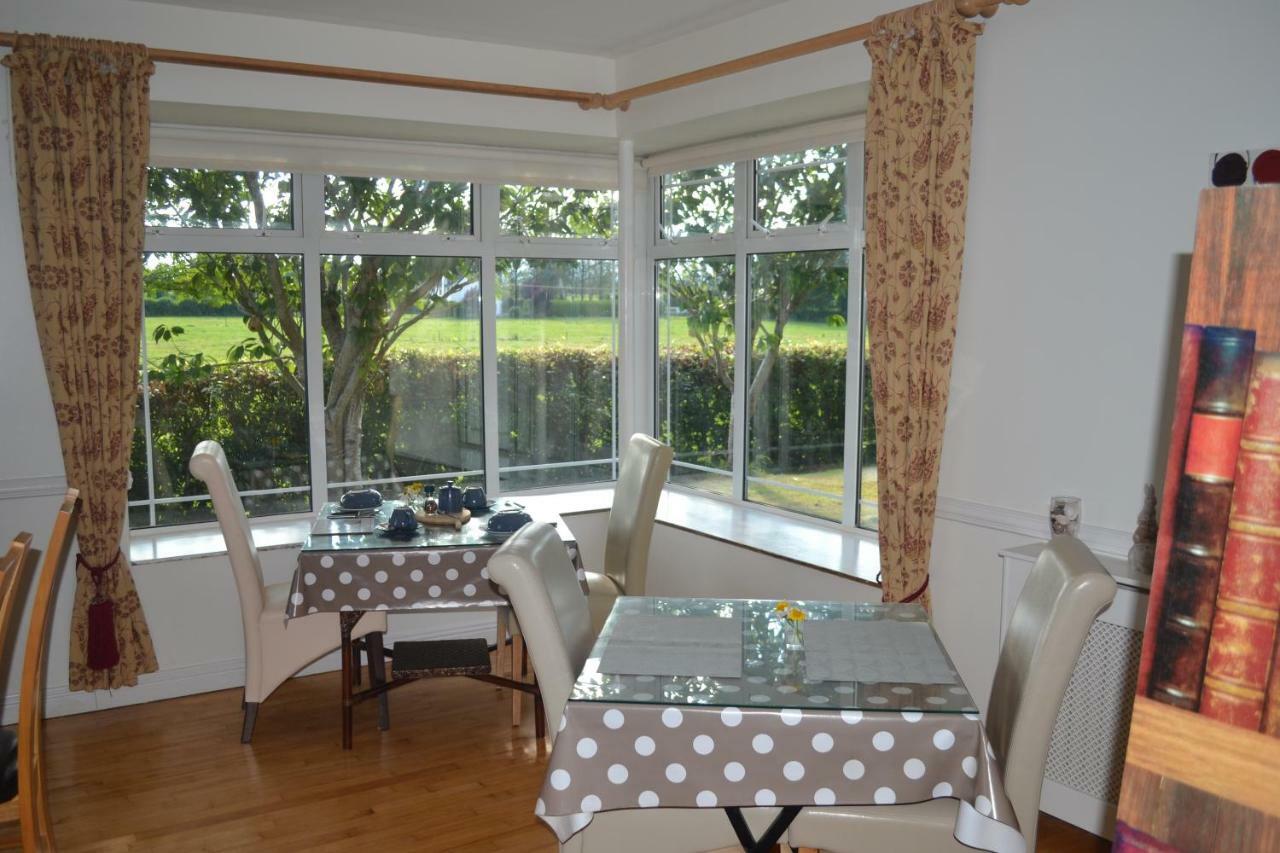 Annaswood B&B Cahir Eksteriør bilde